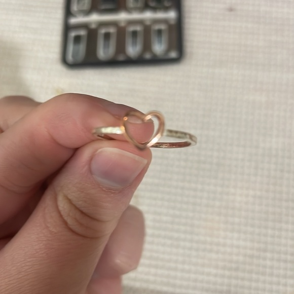 Gold necklace and matching ring - Picture 3 of 3